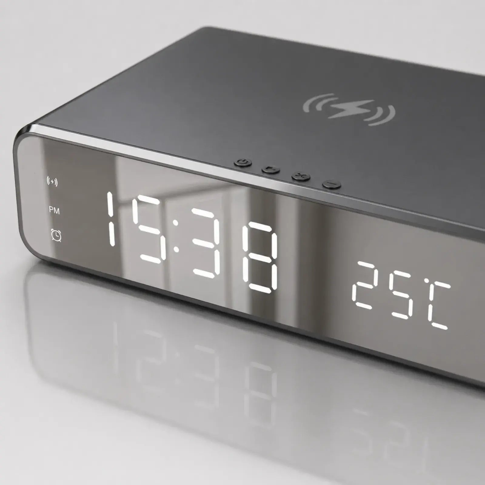 LumiDock | 置くだけで整う、静かなワイヤレス充電クロック